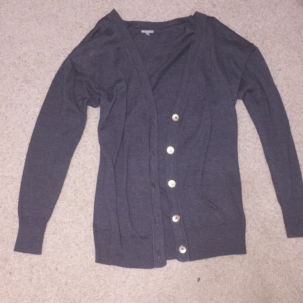 Gray cardigan with gold buttons